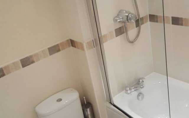 The Worsley Exclusive 2 Bed Apartment W
