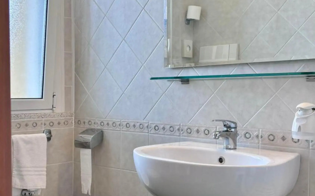 Family Hotel Pinetina Mare