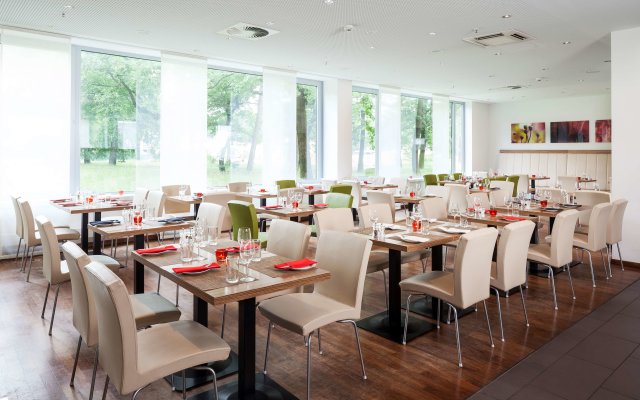 Park Inn by Radisson Frankfurt Airport Hotel