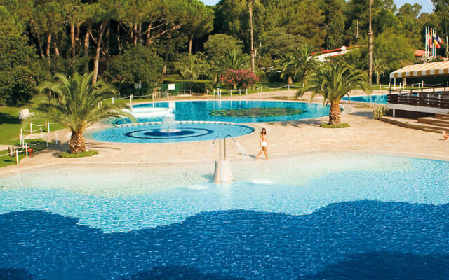 Baia Domizia Camping Village