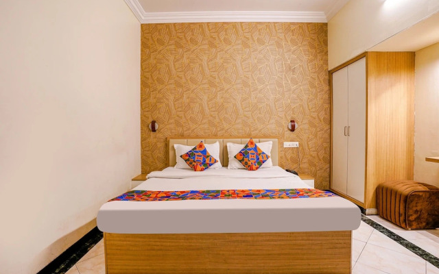 Fabhotel Heritage Palace