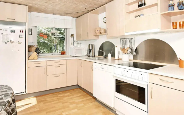 6 Person Holiday Home in Vinderup-by Traum