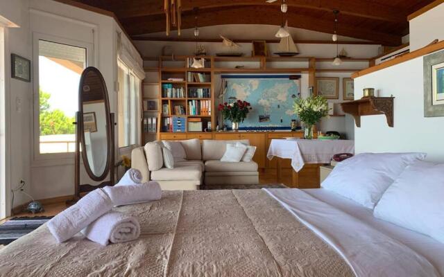 360º suite with endless views to the Ionian Sea