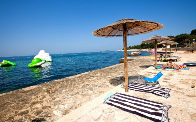 Albatross Mobile Homes on Camping Bijela Uvala