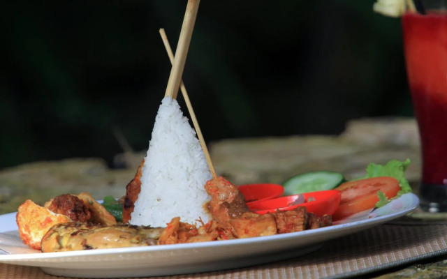 Puri Naga Beachfront Cottages