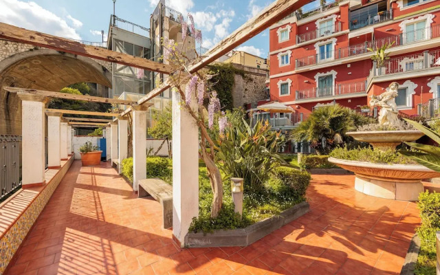 Terrazza Aphrodite by Napoliapartments