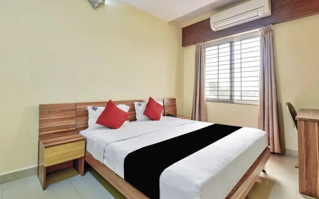 Nakshatra Comforts by OYO Rooms