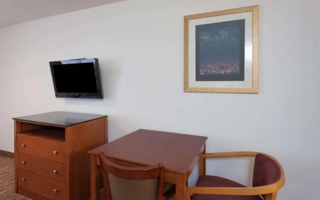 Best Western Inn Of Hemet