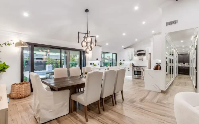 NEW The Kensington Custom Pool Al-fresco Living