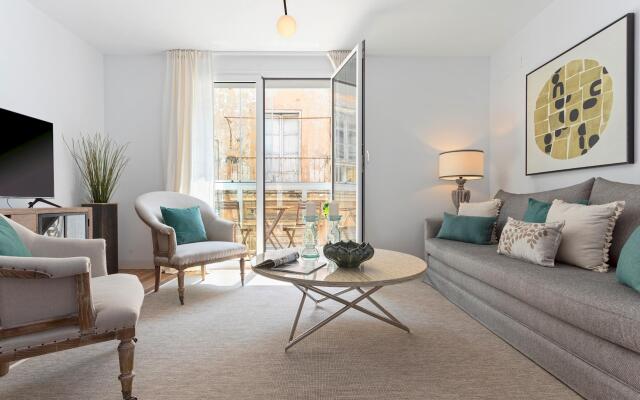 Beautiful 3-bedroom apartment in Cadiz center. San Antonio IV