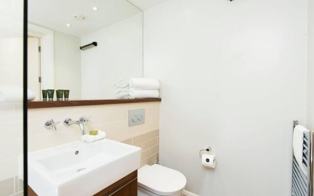 Sleek 1 Bedroom in the Heart of Central London