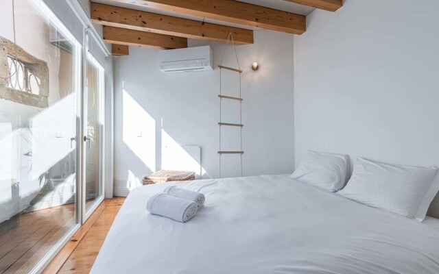 GuestReady - The Roof from Antoine et Antoinette