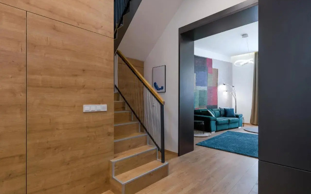 High End Suite Klauzal with AC