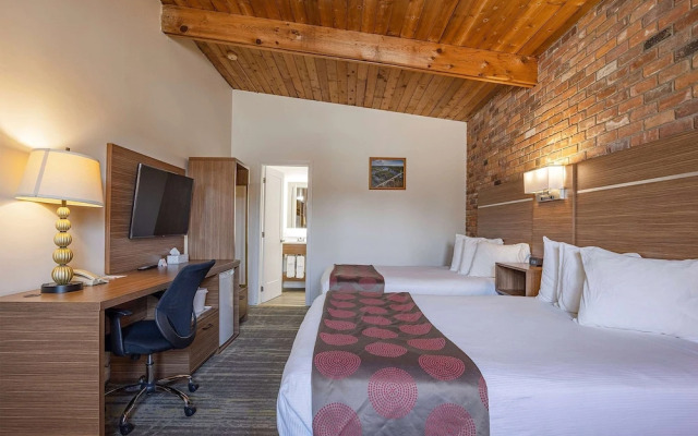 Ramada Gananoque Provincial Inn