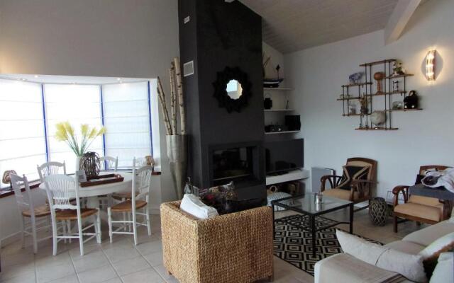 Beautiful Duplex House With Terrace and garden