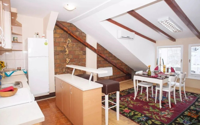 New Age Apartment Markale