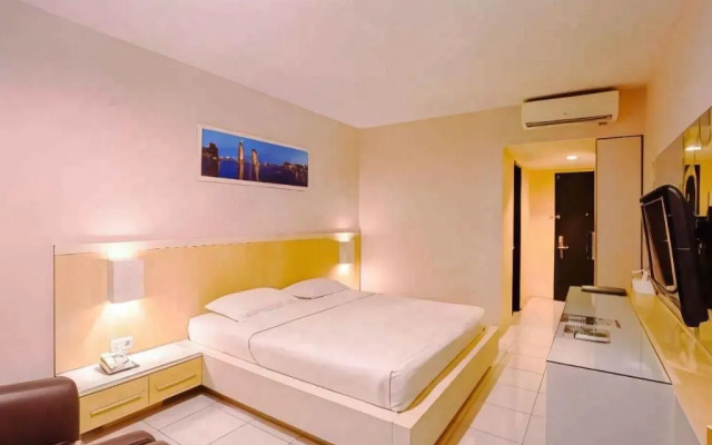 Royal Hotel n' Lounge