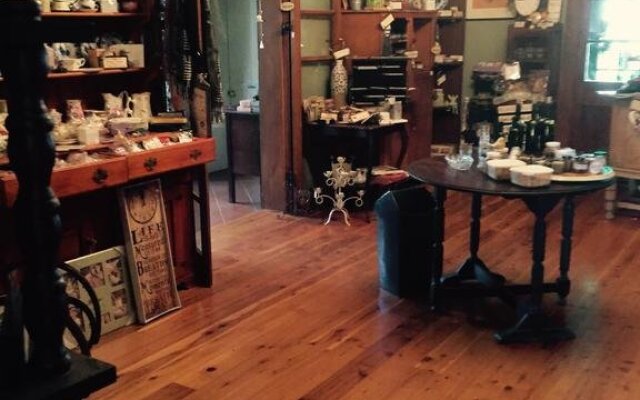 Griffith Catania Farm Cottage