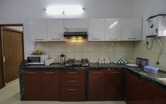 OYO Home 10748 Modern 1BHK Villa Sangolda