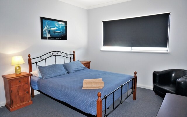Ningaloo Breeze Villa 2