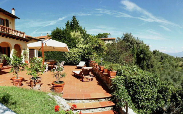 Spacious Villa in Carmignano With Private Swimming Pool