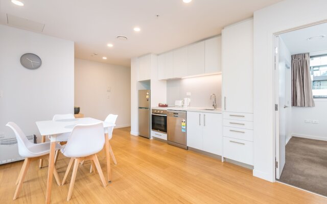 Star Queens Serviced Apartments