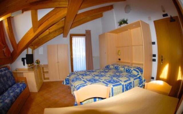 Hotel Garni Fiordaliso