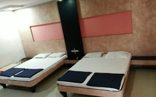 Hotel Meera