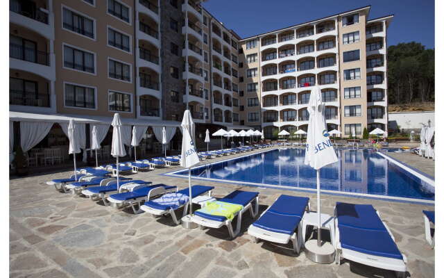 Apart-Hotel "Bendita-Mare"