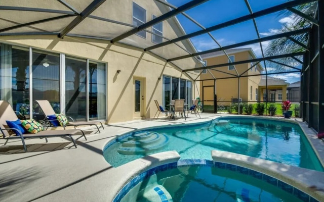 Vacation Villa Front Lake spa 5 Bedrooms