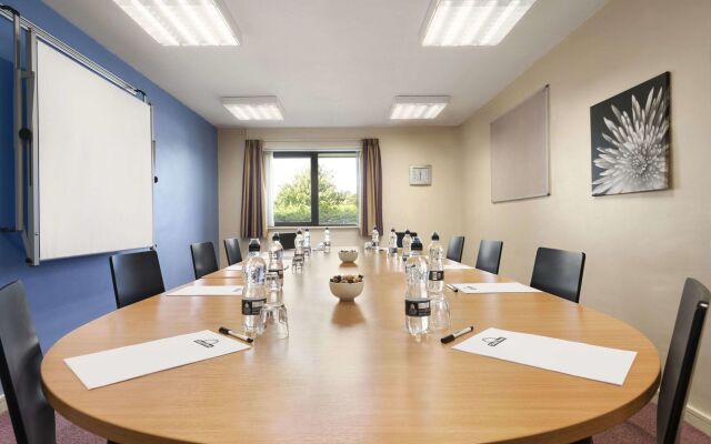 Super 8 by Wyndham Durham