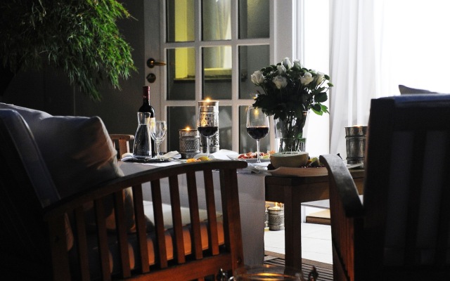 Lesar Hotel Angel