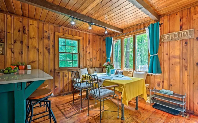 Cozy Treetop Hideaway Near Harriman Reservoir!