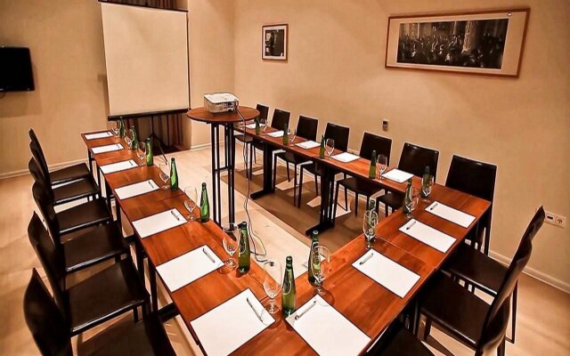 Great Polonia The Granary La Suite Hotel