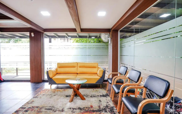 Silicon Hearth Business Hotel