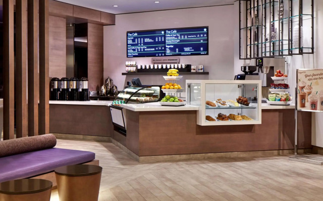 Hilton Long Beach Hotel
