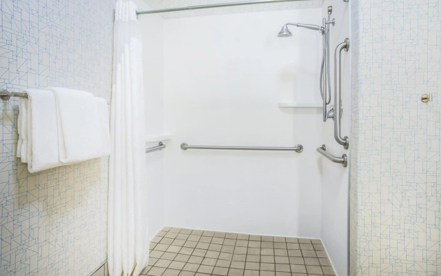 Holiday Inn Express & Suites Cedar City by IHG
