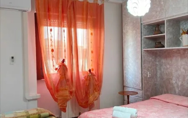 Room in Guest Room - La Palma Queen Room Lapalmarooms