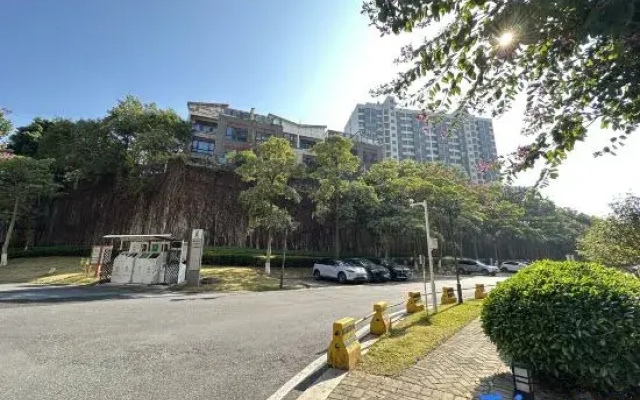 Guangzhou Xiaojun Wenquan Homestay (Mingyue Shanxi Avenue)