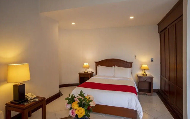Travelers Apartamentos & Suites Castellón de Juanambú