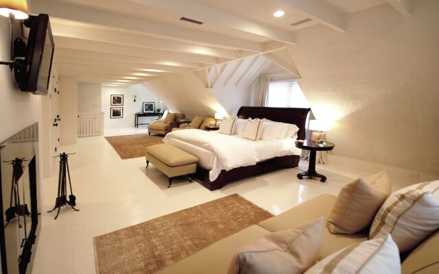 The Baker House 1650