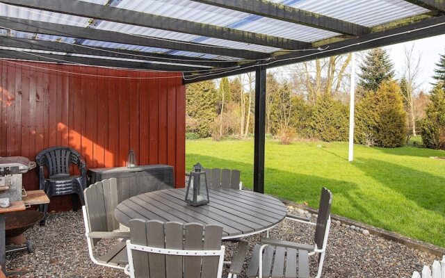 6 Person Holiday Home in Stege