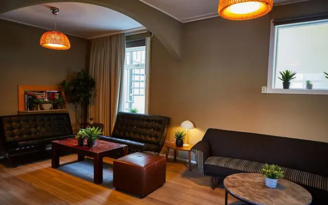 Kastali Guesthouse