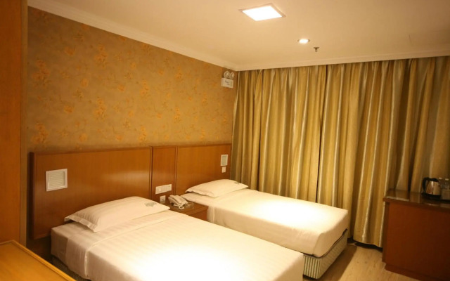 Cardogan Hotel