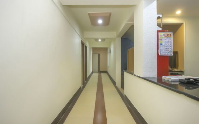 Capital O 22772 Hotel Vasantdashmi (purva)