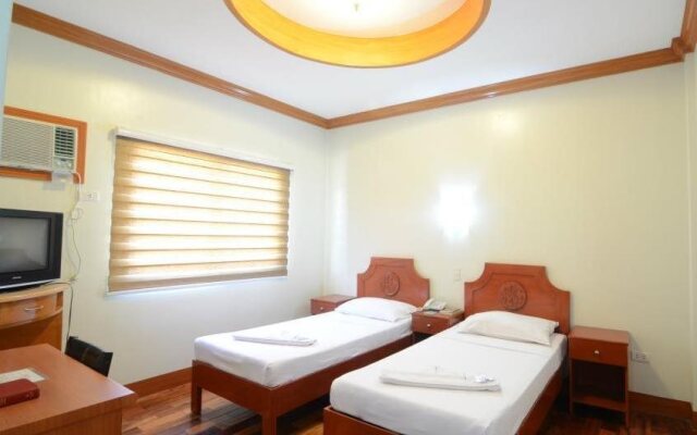 RedDoorz Premium @ Nick Hotel Gerona Tarlac
