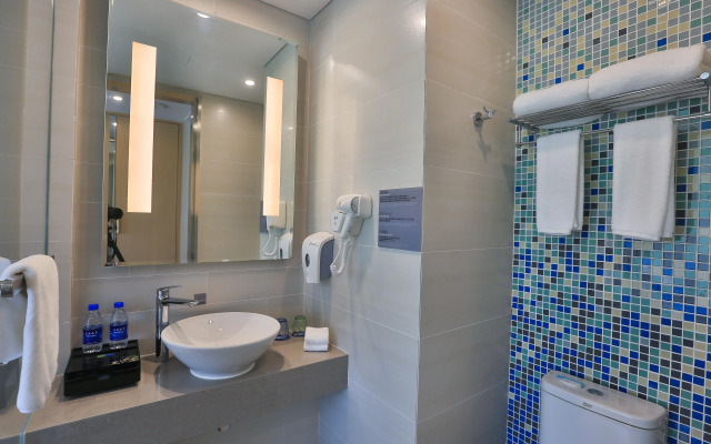 Holiday Inn Express Emei Mountain