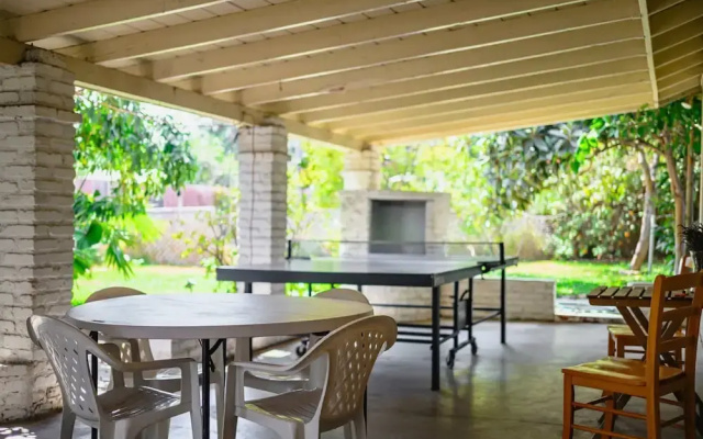 Comfortable Pasadena Retreat With Good Location