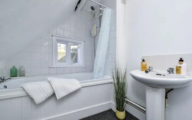 Central Stamford Living by Vose Nights