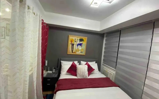 Cozy 1BR Cityview With Balcony and Near Airport